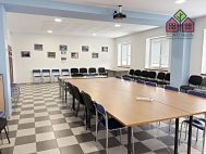 Pron�jem komer�n�ho objektu : Administrativn� b., Bohu�ovice nad Oh�� (okres Litom��ice) - exkluzivn�