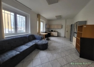 Pron�jem penzionu, Praha 10, Uh��n�ves