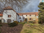 Prodej blokov�ho RD, 200 m2, M�sto Tou�kov (okres Plze�-sever)