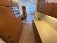 Pron�jem bytu 2+kk, 45 m2, DV, Praha 4, H�je, ul. Kosmick�