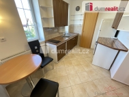 Pron�jem bytu 1+1, 30 m2, OV, Praha 10, �t�rboholy, ul. Pod valem