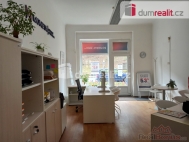 Pron�jem komer�n�ho prostoru, Karlovy Vary