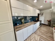 Pron�jem bytu 2+kk, 52 m2, OV, Litom��ice, P�edm�st�, ul. Dru�stevn�