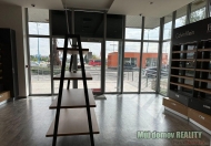 Pron�jem komer�n�ho objektu : Obchodn� centrum, Praha 4, Kunratice