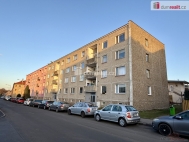 Prodej bytu 4+1, 60 m2, OV, Karlovy Vary, Dvory, ul. 1. m�je