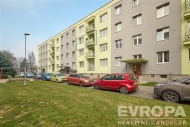 Prodej bytu 3+1, 63 m2, OV, Pardubice, Polabiny, ul. Dru�stevn�