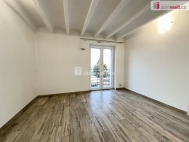 Pron�jem bytu 1+1, 29 m2, OV, B�eclav, ul. N�rodn�ch hrdin�