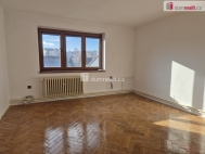 Pron�jem bytu 3+1, 60 m2, OV, Vele��n (okres �esk� Krumlov), ul. Bud�jovick�