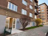 Pron�jem obchodn�ch prostor, Praha 10, Vr�ovice - exkluzivn�