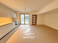 Pron�jem bytu 2+kk, 53 m2, OV, Hlu��n (okres Opava), ul. Opavsk�