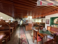 Pron�jem restaurace, Opava, M�sto