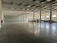 Pron�jem komer�n�ho objektu : V�roba, Ku�im (okres Brno-venkov)