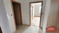 Prodej bytu 2+kk, 38 m2, OV, Nupaky (okres Praha-v�chod), ul. Nupack� - exkluzivn�
