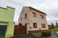 Prodej blokov�ho RD, 160 m2, Laho�� (okres Teplice) - exkluzivn�