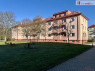 Prodej bytu 2+1, 75 m2, OV, Ostrov (okres Karlovy Vary), ul. Hlavn� t��da