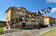 Prodej bytu 3+1, 85 m2, OV, Ostrov (okres Karlovy Vary), ul. Kl�noveck�