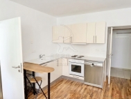 Prodej bytu 2+kk, 43 m2, OV, Praha 3, �i�kov, ul. Doma�lick�