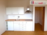 Pron�jem bytu 1+kk, 20 m2, OV, Louny, ul. Slovensk�ho n�rodn�ho povst�n�