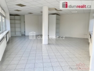 Pron�jem obchodn�ch prostor, B�eclav