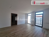 Pron�jem bytu 3+kk, 64 m2, OV, Kol�n, Kol�n III, ul. Z�smuck�