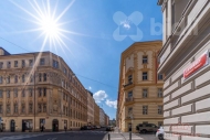 Prodej bytu 2+kk, 64 m2, OV, Praha 7, Bubene�, ul. U stud�nky - exkluzivn�