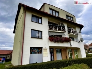 Pron�jem bytu 3+kk, 79 m2, OV, Vizovice (okres Zl�n), ul. Masarykovo n�m.