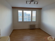 Pron�jem bytu 1+kk, 24 m2, OV, Praha 4, Bran�k, ul. Nad lesn�m divadlem