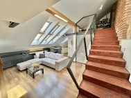 Prodej bytu 2+1, 122 m2, OV, Praha 2, Vinohrady, ul. Korunn�