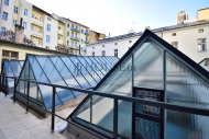 Pron�jem komer�n�ho objektu : Sklad, Praha 3, �i�kov