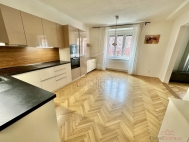 Prodej bytu 3+kk, 67 m2, OV, Praha 7, Hole�ovice, ul. V h�ji