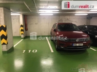 Pron�jem objektu, Praha 9, Let�any