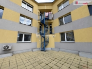 Prodej bytu 2+1, 72 m2, DV, Uhersk� Brod (okres Uhersk� Hradi�t�), ul. B�� Lu��