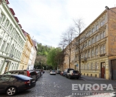 Pron�jem bytu 3+1, 98 m2, DV, Praha 8, Karl�n, ul. V�tkova