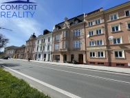 Pron�jem komer�n�ho objektu : Obchodn� centrum, Opava, P�edm�st� - exkluzivn�