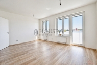 Pron�jem bytu 1+kk, 35 m2, OV, Praha 10, Hostiva�, ul. U tov�ren