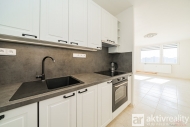 Prodej bytu 2+kk, 45 m2, OV, Praha 8, Bohnice, ul. Pozna�sk�