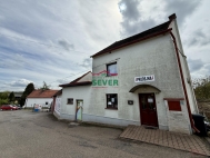 Prodej komer�n�ho objektu : Obchodn� centrum, Petrohrad, �ern�ice (okres Louny)