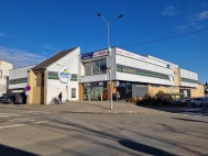 Pron�jem obchodn�ch prostor, �lapanice (okres Brno-venkov)