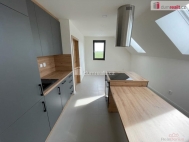 Pron�jem bytu 2+kk, 40 m2, OV, Nov� Stra�ec� (okres Rakovn�k), ul. �sl. arm�dy