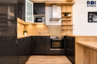 Pron�jem bytu 2+kk, 50 m2, OV, Praha 10, Doln� M�cholupy, ul. Honz�kova