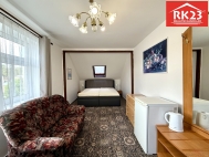 Pron�jem bytu 1+kk, 30 m2, OV, Mari�nsk� L�zn�, ڹovice (okres Cheb), ul. Plze�sk�