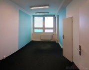 Pron�jem komer�n�ho objektu : Administrativn� b., Praha 5, Stod�lky