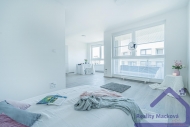 Pron�jem bytu 2+kk, 0 m2, DV, Praha 10, Doln� M�cholupy, ul. Franti�ka Jansy