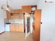 Pron�jem bytu 1+kk, 20 m2, OV, �st� nad Labem, St�ekov, ul. Tolst�ho