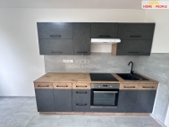 Pron�jem bytu 3+1, 64 m2, OV, Praha 4, H�je, ul. Novomesk�ho