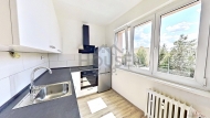 Prodej bytu 2+1, 52 m2, OV, Praha 10, Z�b�hlice, ul. Sn�enkov�