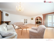 Prodej bytu 3+1, 166 m2, OV, Praha 5, Ko���e, ul. n�m�st� Josefa Machka