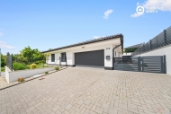 Prodej samostatn�ho RD, 0 m2, Hajany (okres Brno-venkov) - exkluzivn�