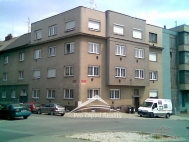Pron�jem bytu 2+kk, 45 m2, OV, Plze�, Ji�n� P�edm�st� (okres Plze�-m�sto), ul. T�eb�zsk�ho