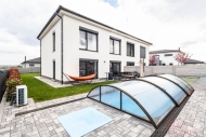 Prodej rohov�ho RD, 146 m2, Tuchoraz (okres Kol�n)